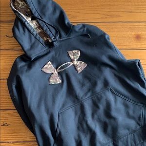 Men’s Under Armour Sweatshirt